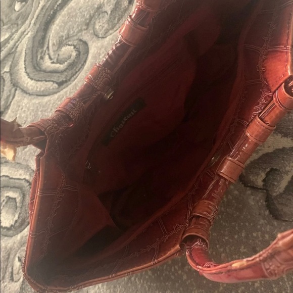 Red Hand bag - Picture 2 of 4